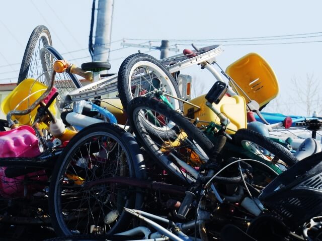 ゴミとなった自転車